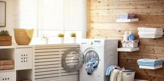 Urządzamy małą pralnię — sprawdź praktyczne rozwiązania