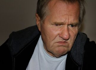 Czym najlepiej szlifować płytki ceramiczne?