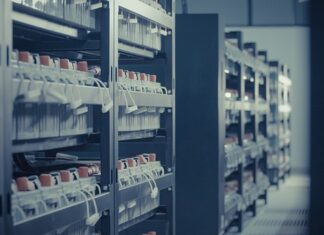 Jaki akumulator do przetwornicy 3000W? Jaki akumulator do przetwornicy 3000W?