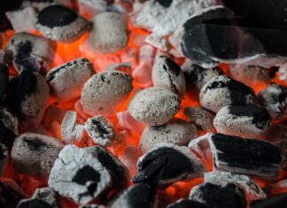 Czy wyłączać piec gazowy w czasie burzy?